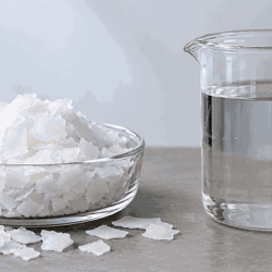 سود کاستیک چیست و چه کاربردهایی دارد؟